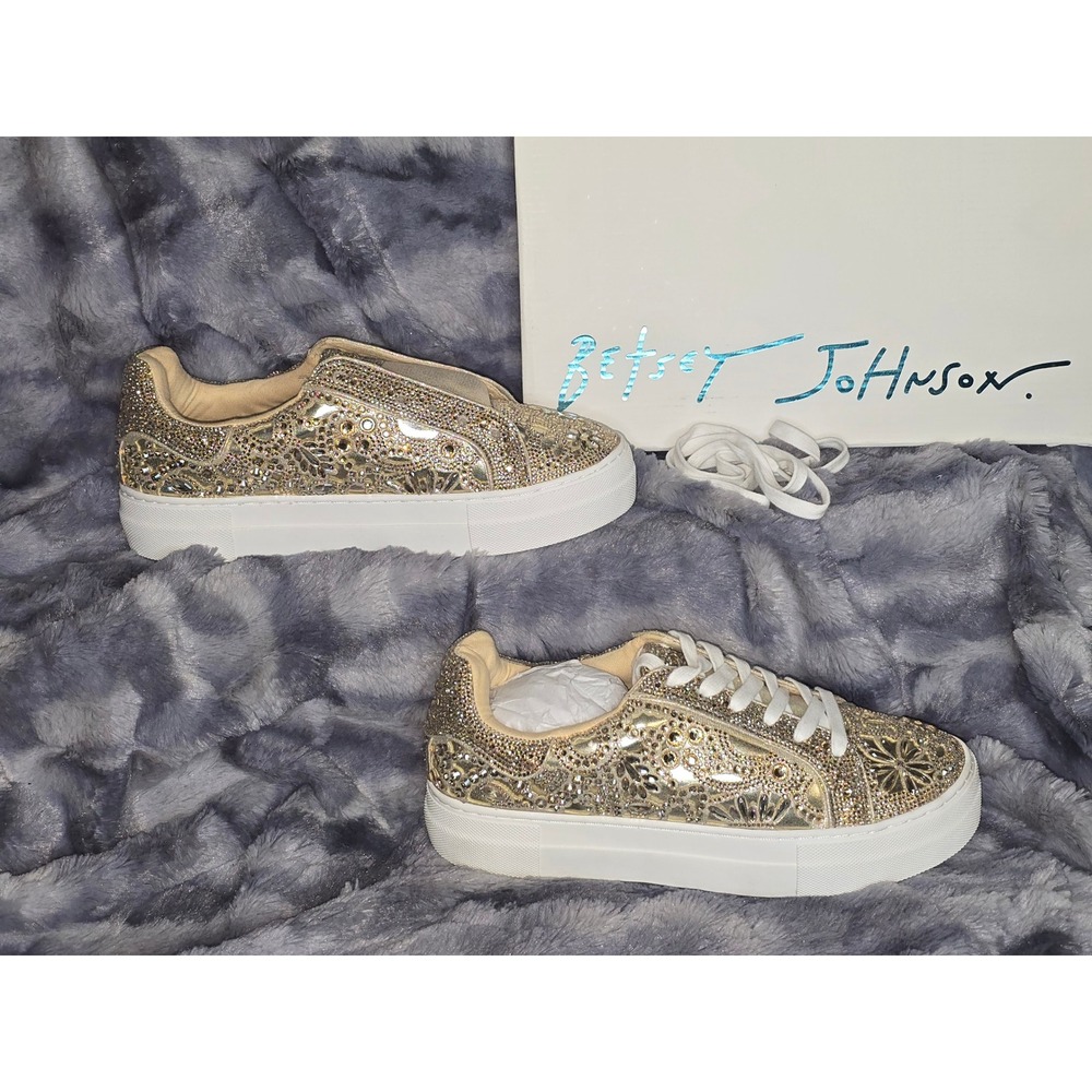 NWB Betsey Johnson SB-LENON Embellished Platform‎ Sneakers LT GOLD Size 9